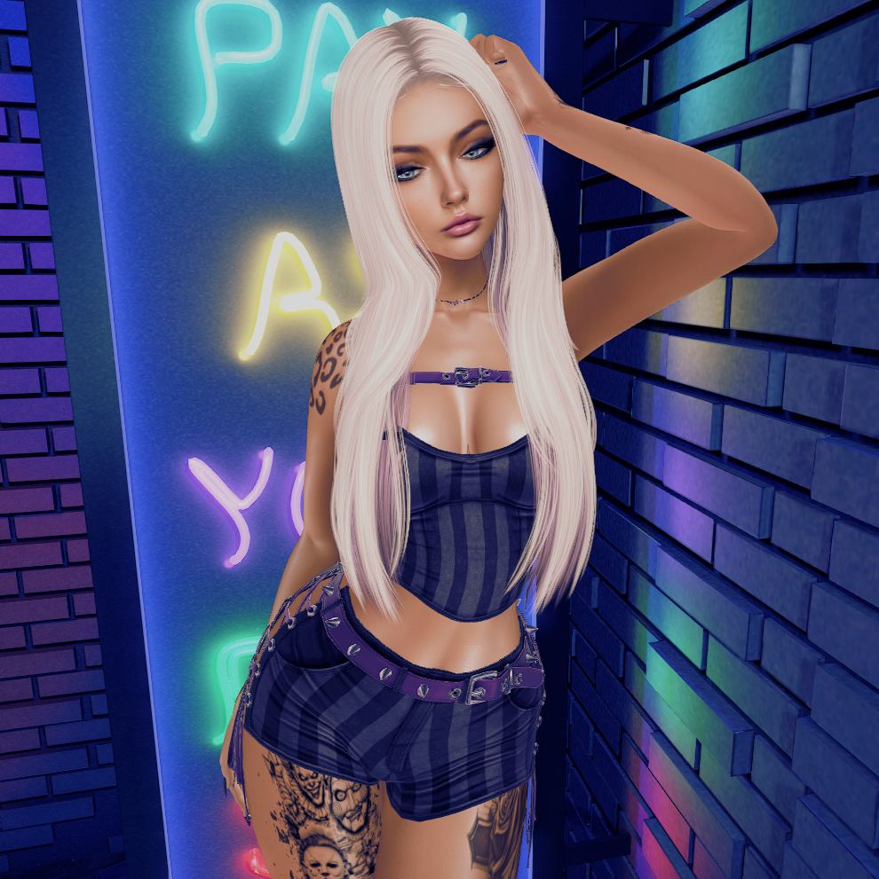 Know you wanna love me but baby don't go holding your breath...