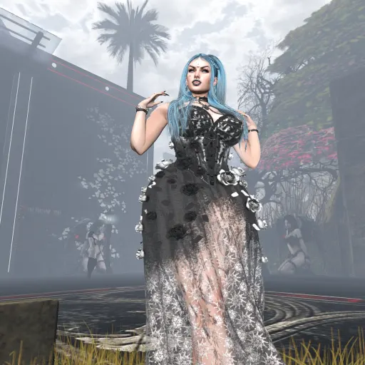 Picked up this sexy lil gown at Velour mall yesterday ,  BloodyMary gown it is beautiful indeed